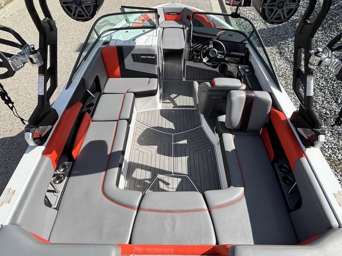 2019 Nautique Nautique SuperAir 230 Photo 10 sur 32