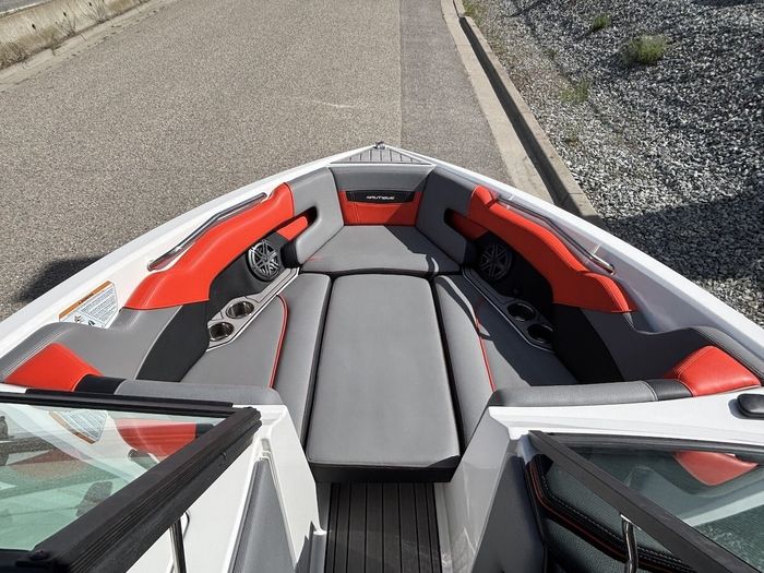 2019 Nautique Nautique SuperAir 230 Photo 16 sur 32