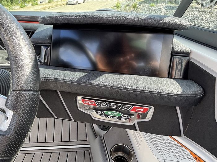 2019 Nautique Nautique SuperAir 230 Photo 24 sur 32