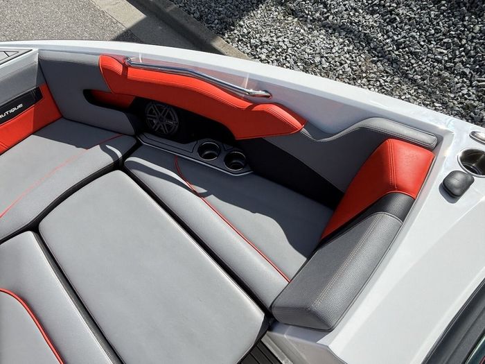 2019 Nautique Nautique SuperAir 230 Photo 19 sur 32