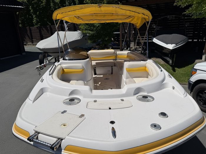 2010 Tahoe 195 Deck Boat Photo 6 sur 12