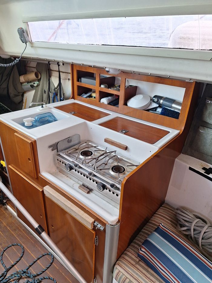 1986 Performance Sailcraft Laser 28 Photo 18 of 33