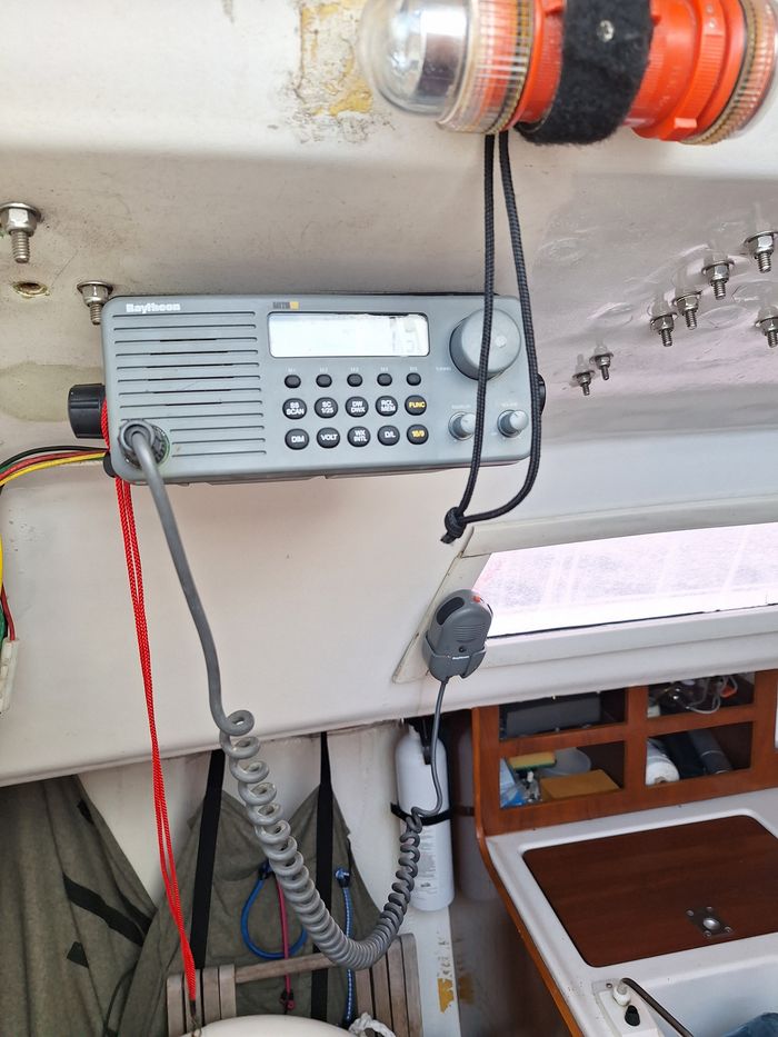 1986 Performance Sailcraft Laser 28 Photo 21 of 33