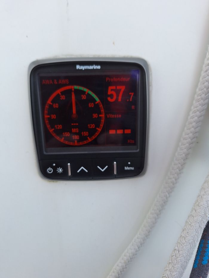 1986 Performance Sailcraft Laser 28 Photo 22 of 33