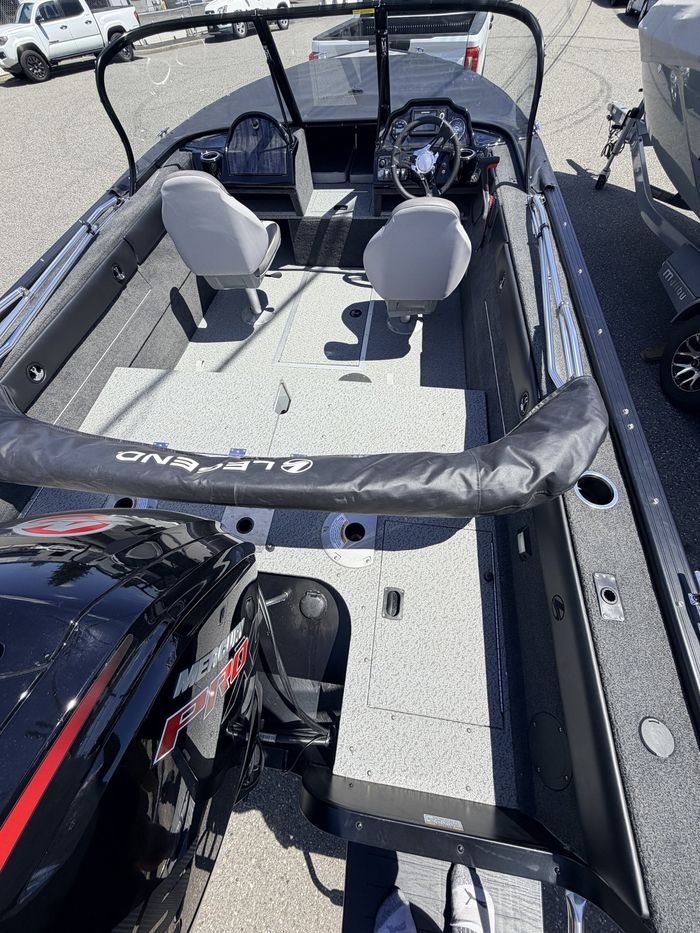 2021 LEGEND 18 XTR ***FIANANCING AVAILABLE*** Photo 5 of 14