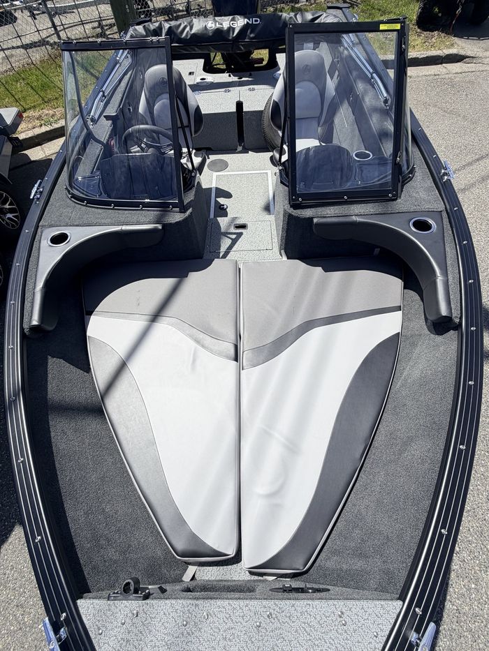 2021 LEGEND 18 XTR ***FIANANCING AVAILABLE*** Photo 7 of 14
