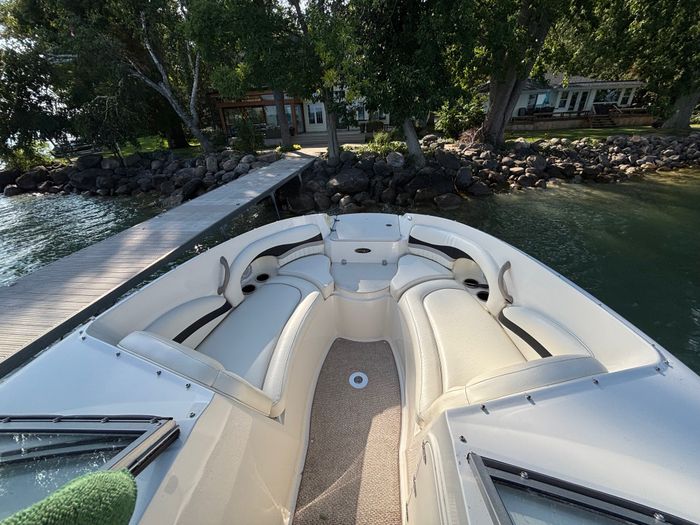 2011 Stingray 215LR Photo 15 of 24