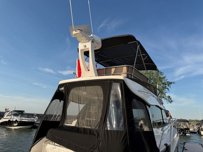 2018 Regal 42 Fly Photo 8 of 59