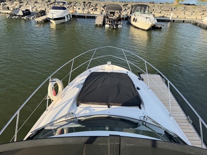 2018 Regal 42 Fly Photo 9 of 59