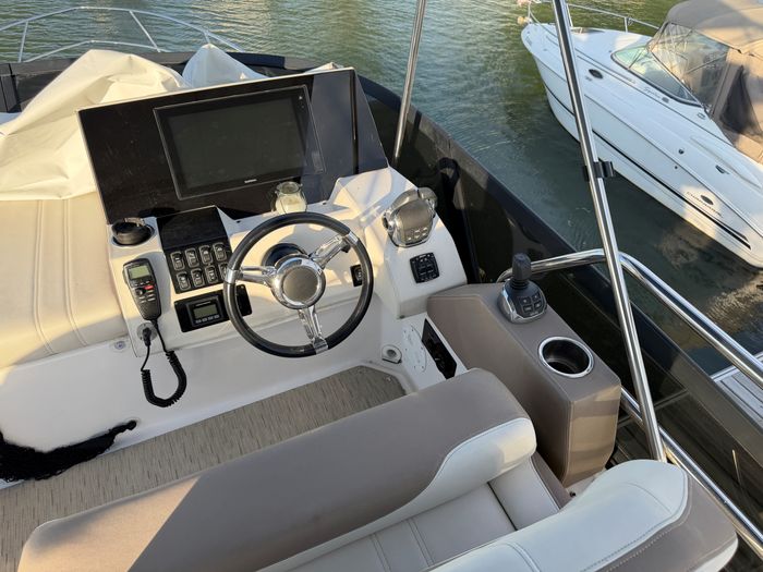 2018 Regal 42 Fly Photo 16 of 59