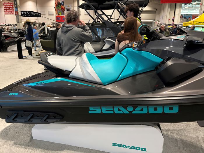 2026 Sea-Doo GTR 230 Audio Photo 2 sur 8