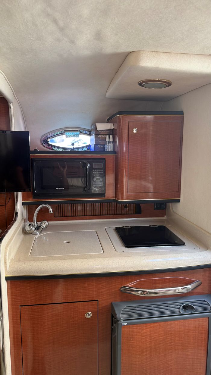 2002 Sea Ray 280 Photo 19 of 24