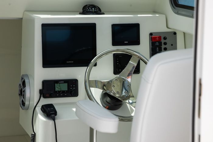 0 Parker Offshore 227 Explorer Photo 13 sur 16