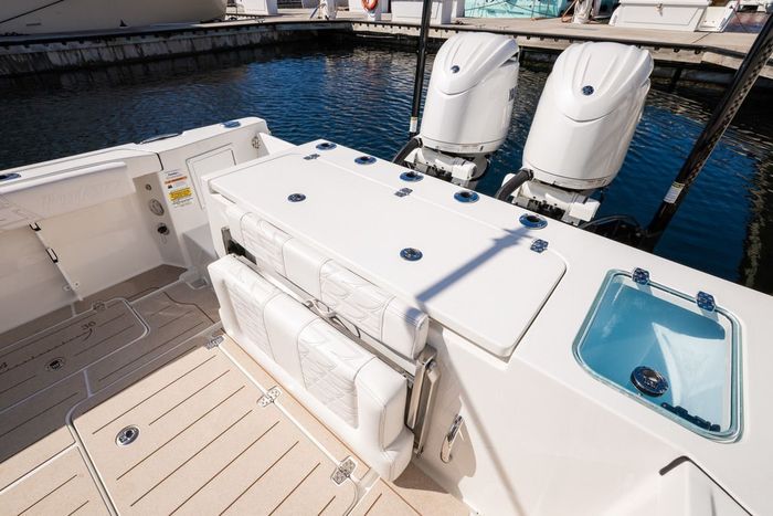 0 Parker Offshore 247 Explorer Photo 14 sur 19