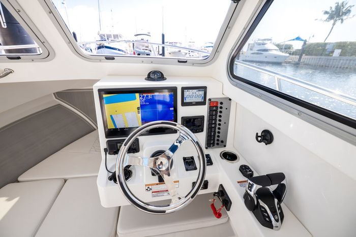 0 Parker Offshore 247 Explorer Photo 18 sur 19