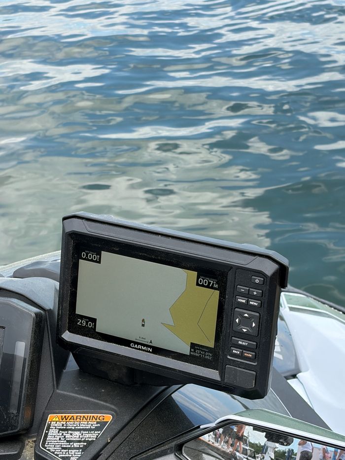 2026 Kawasaki JET SKI ULTRA 160LX-S ANGLER Photo 4 of 13
