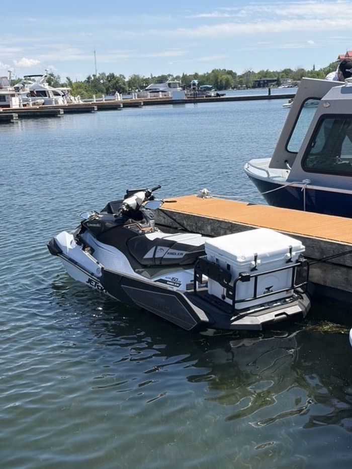 2026 Kawasaki JET SKI ULTRA 160LX-S ANGLER Photo 5 of 13
