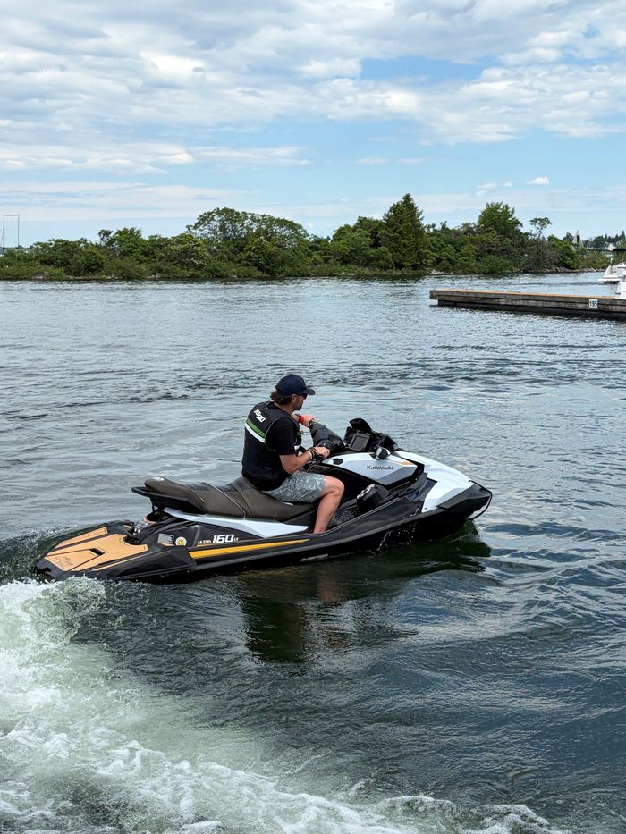 2026 Kawasaki JET SKI ULTRA 160LX Photo 5 of 6