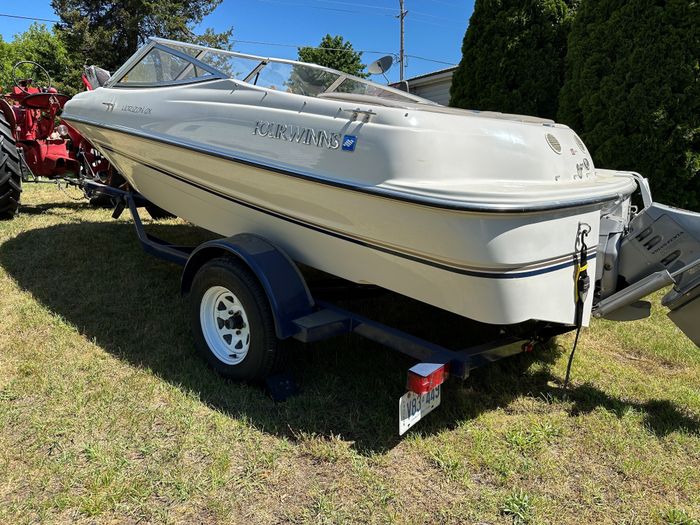 1998 Four Winns Horizon QX Photo 8 of 19