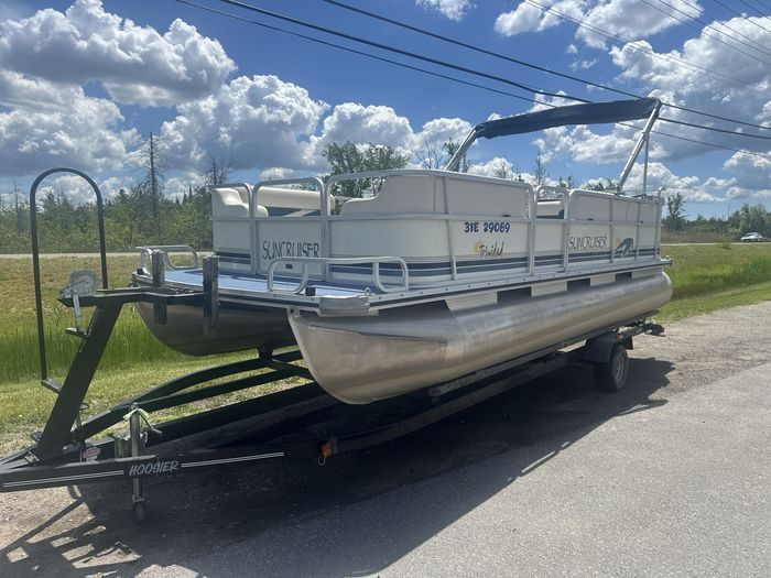 1998 SEA NYMPH SUNCRUISER Photo 4 of 5