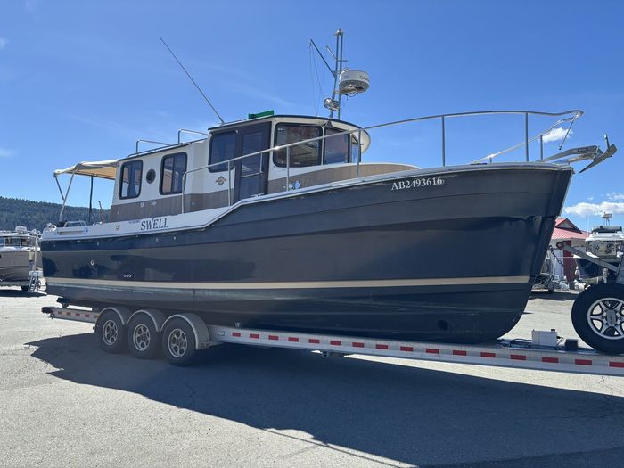 2011 Ranger Tugs R-29 Photo 2 of 23
