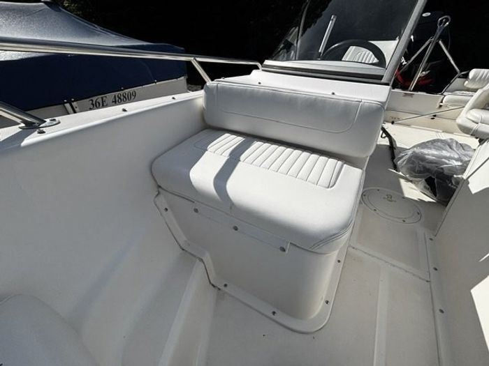 2002 Boston Whaler Ventura 160 Photo 7 of 18