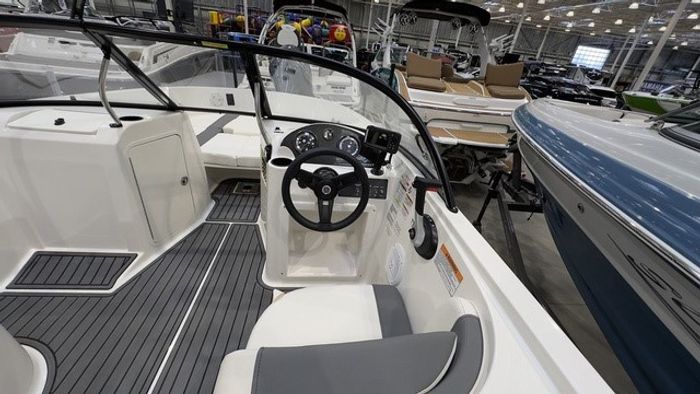 2023 Bayliner Element 210 Photo 15 of 22