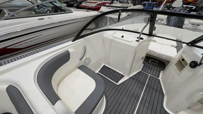 2023 Bayliner Element 210 Photo 16 of 22