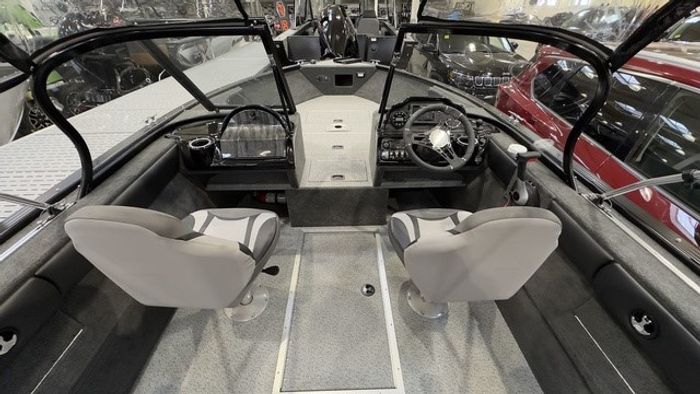 2023 Legend 18 XTR Photo 11 of 20