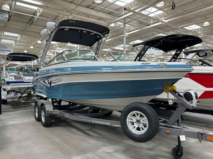 2022 Crownline 220 SS Surf Photo 3 of 17