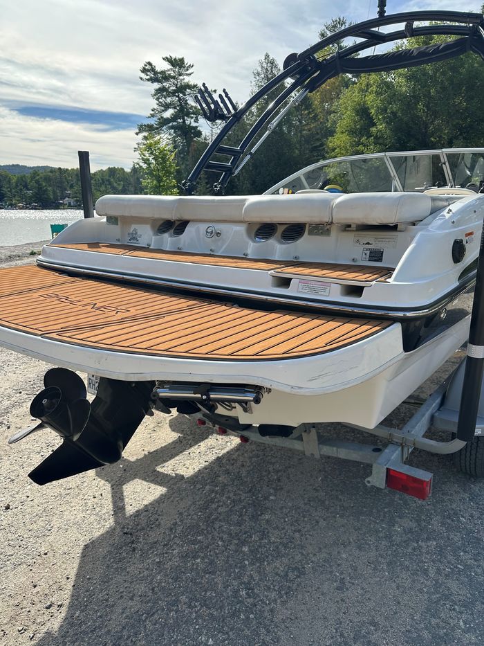 2012 Bayliner Flight series 185 bowrider Photo 4 of 10