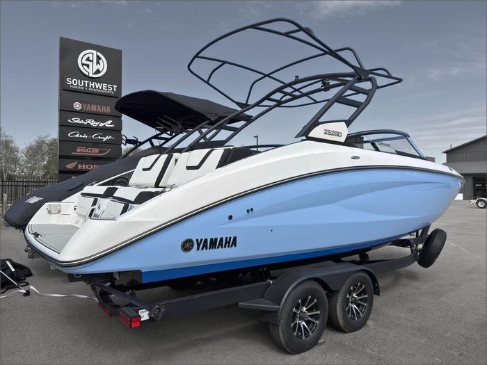 2026 Yamaha 252SD Photo 9 of 42