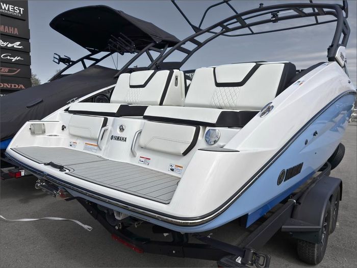 2026 Yamaha 252SD Photo 10 of 42
