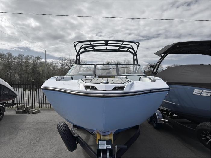 2026 Yamaha 252SD Photo 6 of 42