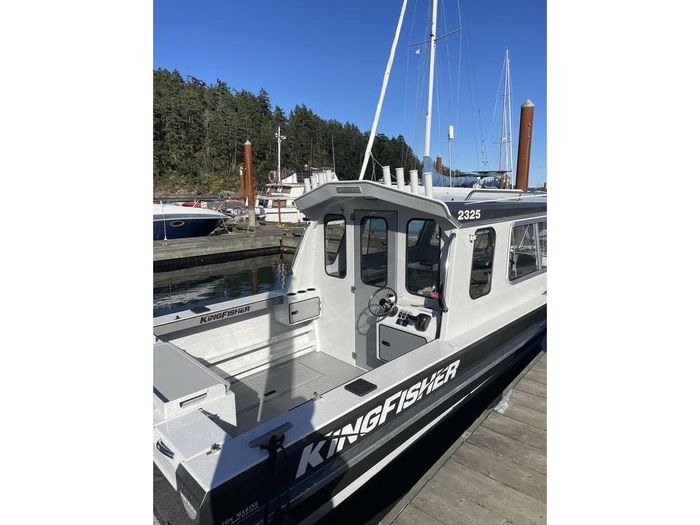 2021 KingFisher 2325 Coastal Express Photo 4 sur 11