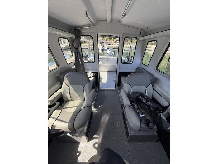 2021 KingFisher 2325 Coastal Express Photo 9 sur 11