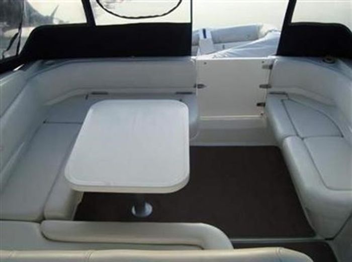 2003 Regal 3260 Commadore Photo 25 of 50