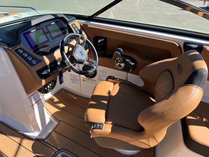 2023 Chaparral 247 SSX Photo 28 sur 46