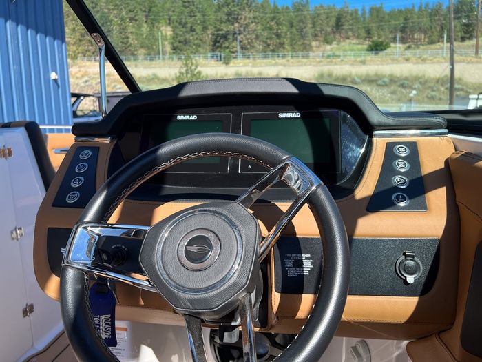2023 Chaparral 247 SSX Photo 31 sur 46