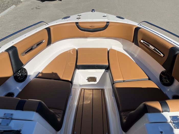 2023 Chaparral 247 SSX Photo 23 sur 46
