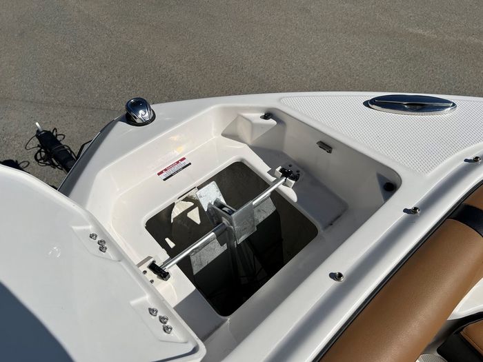 2023 Chaparral 247 SSX Photo 21 sur 46