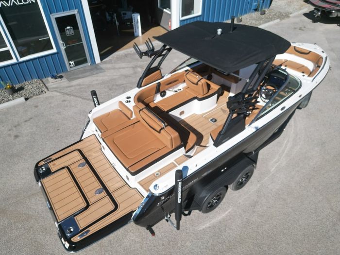 2023 Chaparral 247 SSX Photo 16 sur 46