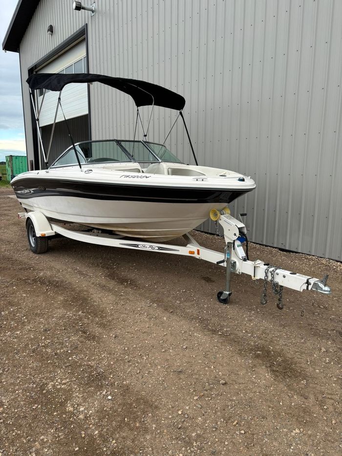 2005 Sea Ray BR 185 Sport Photo 17 of 44