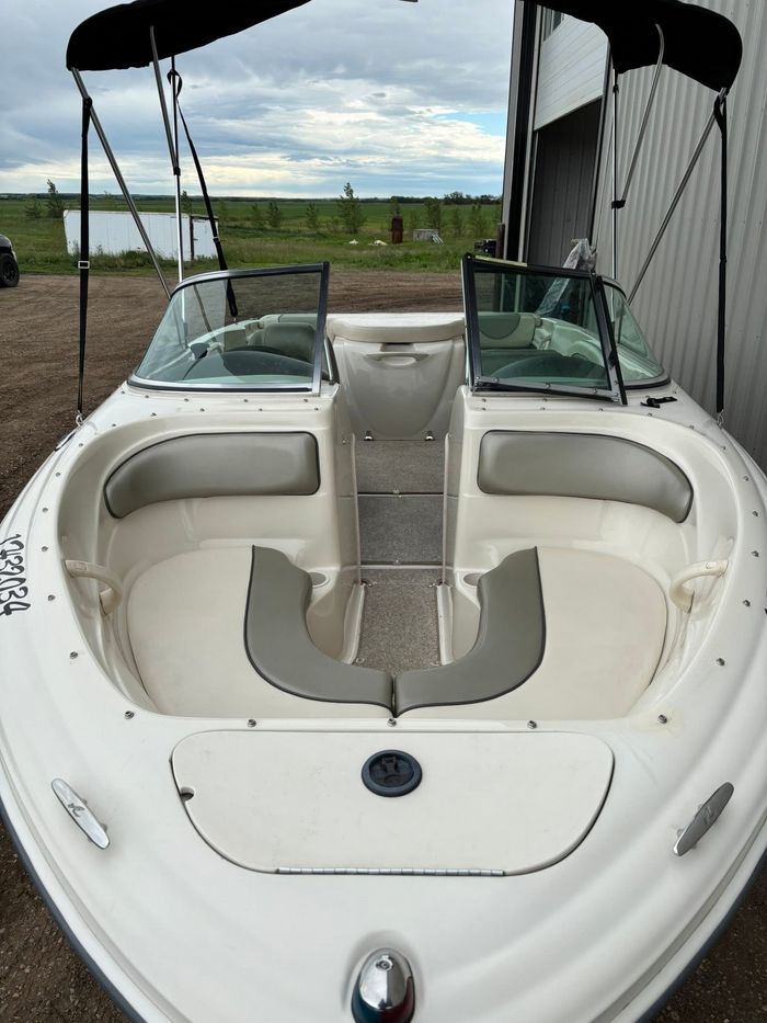 2005 Sea Ray BR 185 Sport Photo 18 of 44