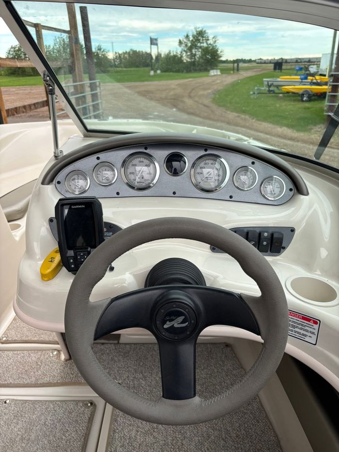 2005 Sea Ray BR 185 Sport Photo 27 of 44