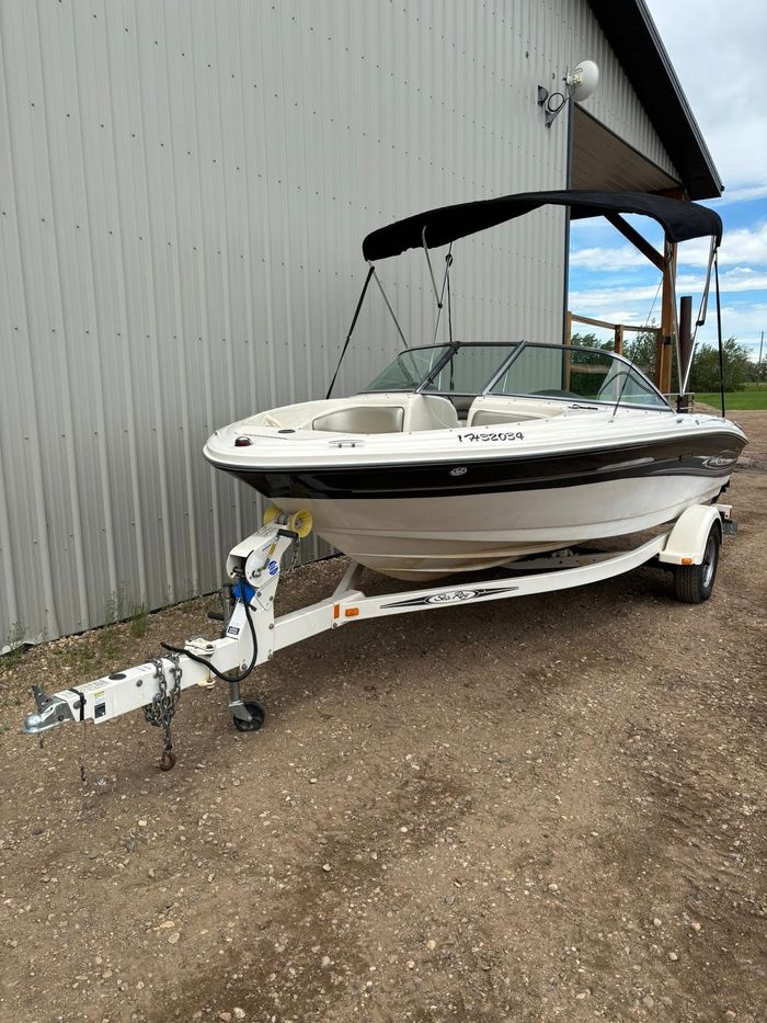 2005 Sea Ray BR 185 Sport Photo 11 of 44