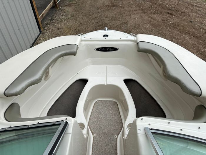 2005 Sea Ray BR 185 Sport Photo 22 of 44