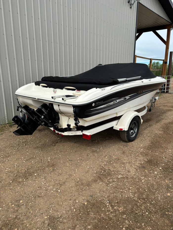 2005 Sea Ray BR 185 Sport Photo 32 of 44