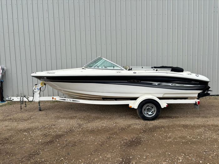 2005 Sea Ray BR 185 Sport Photo 8 of 44