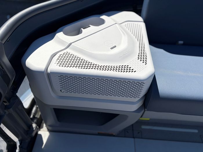 2025 Sea-Doo Switch Cruise 21' 230hp Photo 9 of 16